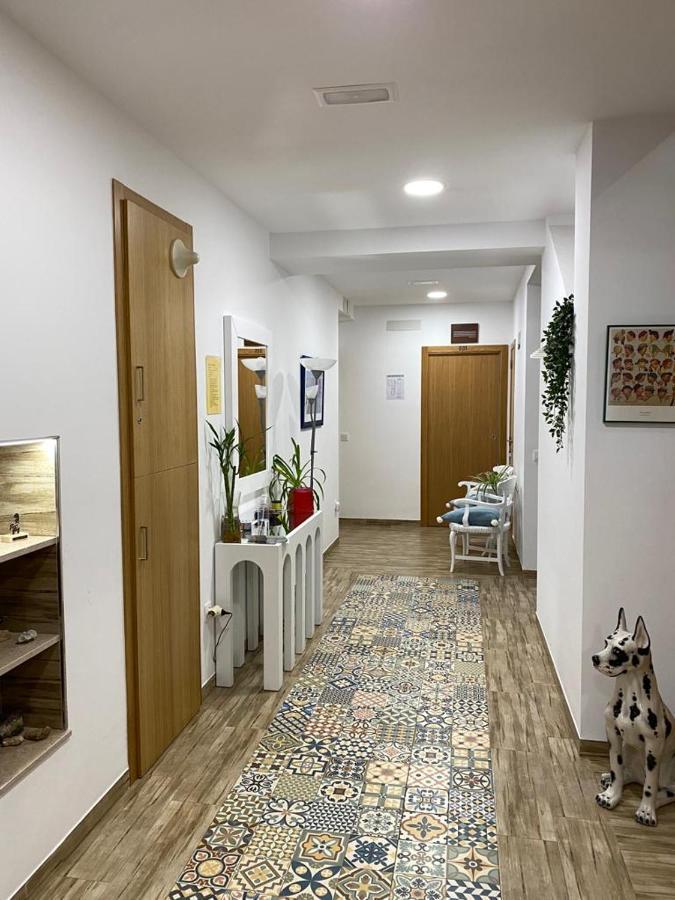 Hostal La Batuta Mogente Экстерьер фото
